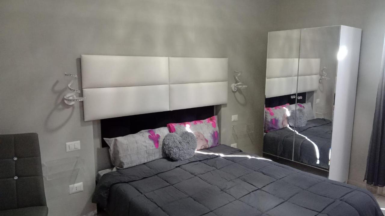 Rosilienza Suites Private Spa, Patio Garden Free Trasfer To & From Airport Fiumicino Eksteriør bilde